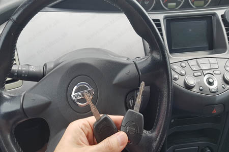 NISSAN PRIMERA 2002